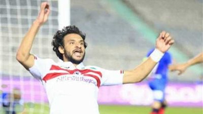 محمود علاء ينتظم في مران الزمالك