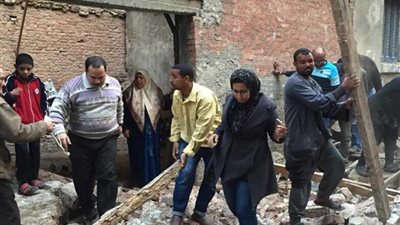 انهيار عقار قديم بالمنصورة