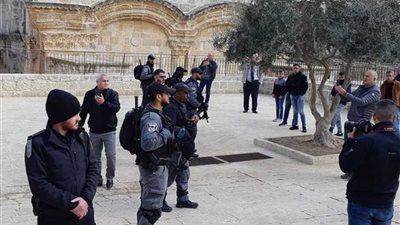 الاحتلال يعتقل 6 فلسطينيات فور خروجهن من باحات المسجد الأقصى
