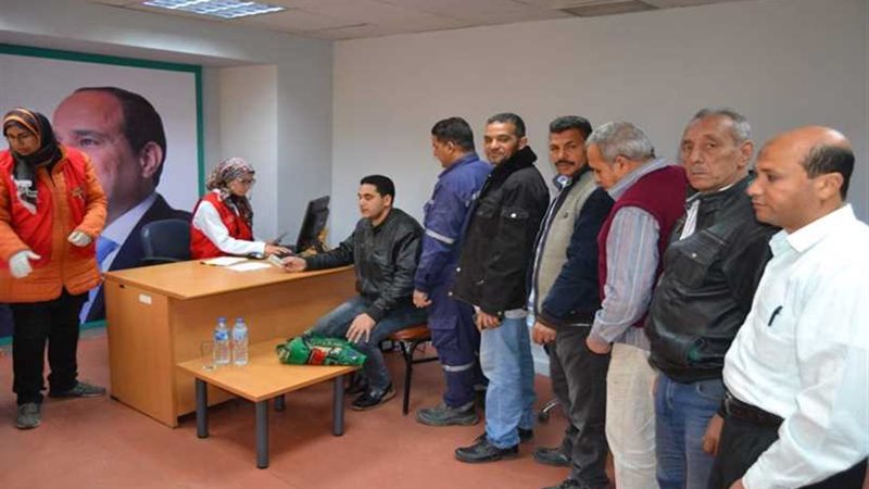 إقبال كبير على 100