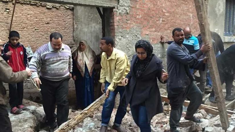 انهيار عقار قديم