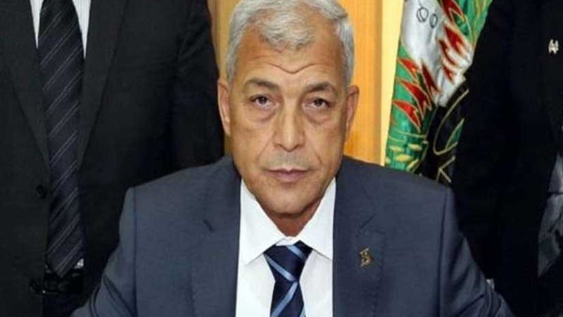 افتتاح أول معرض للتسوق