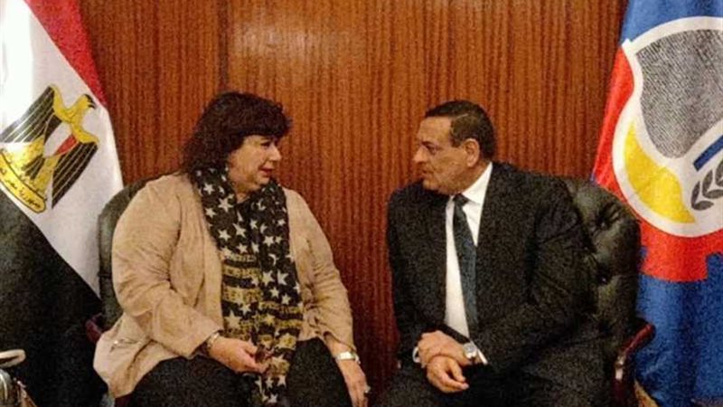 محافظ البحيرة يستقبل