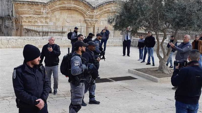 الاحتلال يعتقل 6