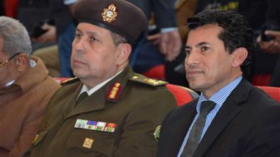 وزير الشباب والرياضة يفتتح المعرض الدولي للرياضة واللياقة البدنية والصحية