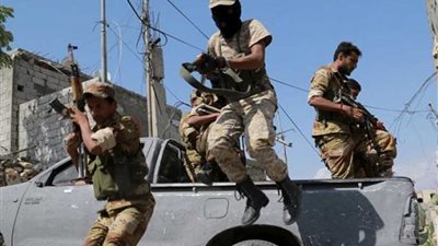 قبائل حجور تصد هجمات للحوثيين على مديرية كشر اليمنية