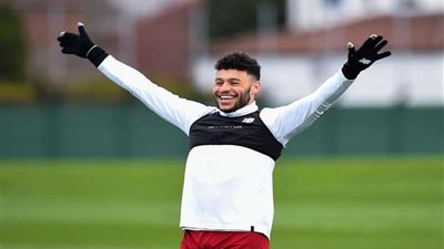 «تشامبرلين» يعود لصفوف ليفربول بعد غياب دام 11 شهرًا