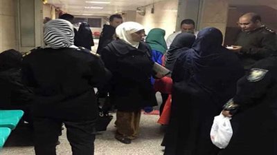 على طريقتها الخاصة .. مستشفى الشرطة بأسيوط تحتفل بالمرأة في عيدها