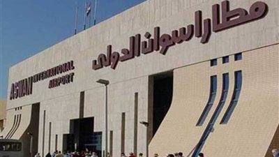 جمارك مطار أسوان تحبط محاولة تهريب طائرتي تنصت
