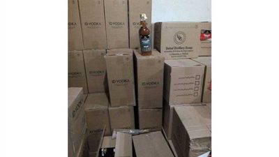 ضبط مخزن خمور للاتجار بالمنيا الجديدة