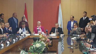 رفع كفاءة منظومة المخلفات الصلبة بـ