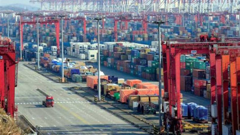 تراجع الصادرات يزيد