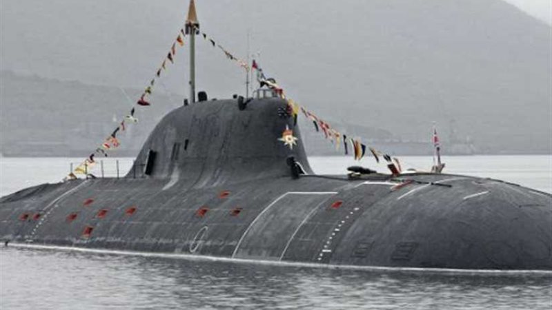 الهند تستأجر غواصة