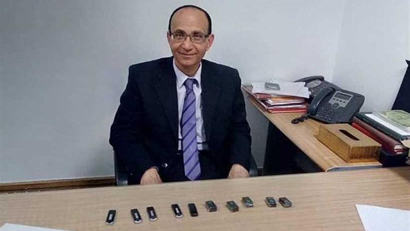 جمارك مطار برج العرب