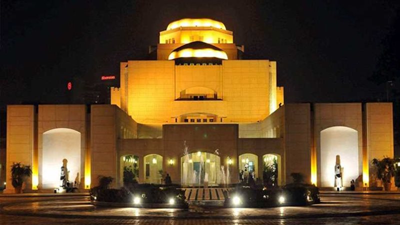 دار الأوبرا تفتح