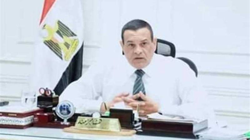 إحالة 232 موظفا بينهم