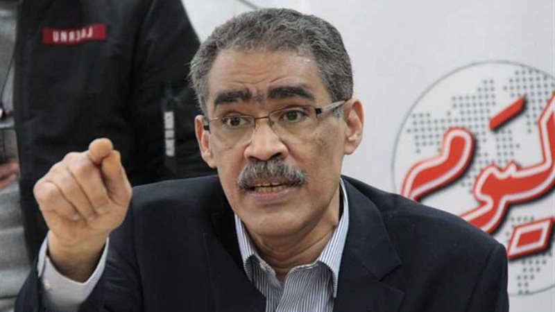 رشوان يلتقي بصحفيي