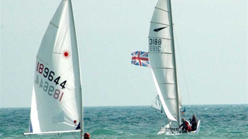 يحيى الفخراني يحل