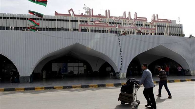 غلق مطار طرابلس بسبب
