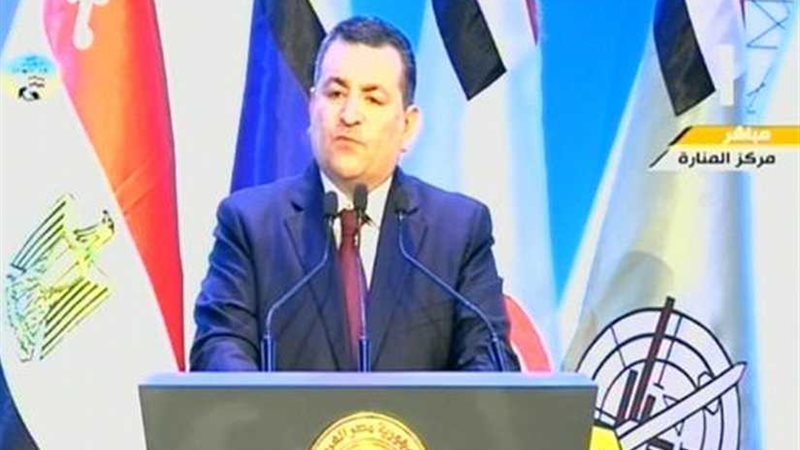 هيكل: الفيسبوك أصبح