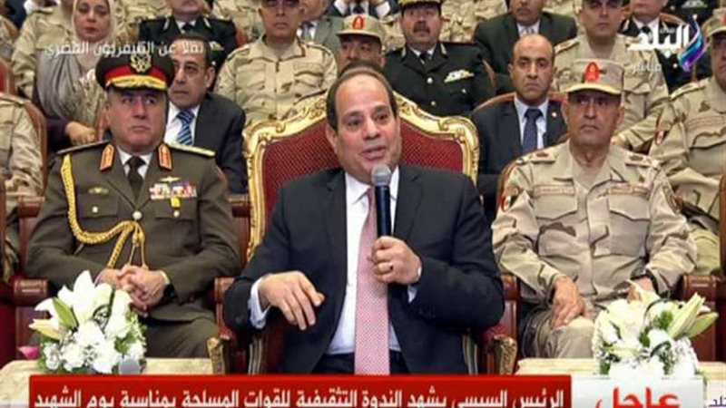 السيسي: إحنا عاملين