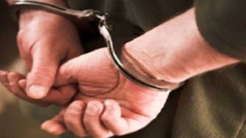 ضبط عامل وصاحب مطبعة