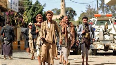 ميليشيا الحوثي تشن حملة مداهمات بعشرات المنازل بالحديدة