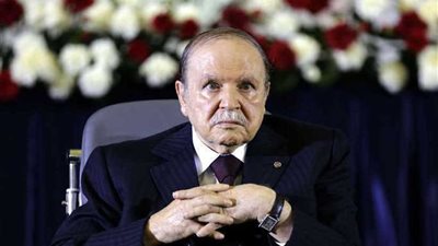 الرئاسة الجزائرية تعلن عودة بوتفليقة إلى البلاد قادما من جنيف بعد إجرائه فحوصا طبية