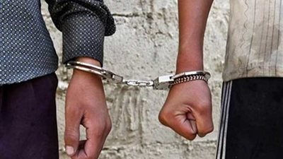 ضبط موظفين أحدهما سهّل لمقاول بناء عقار مخالف.. والآخر طلب رشوة بسوهاج