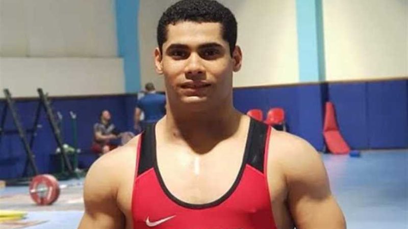 بطل رفع الأثقال محمد