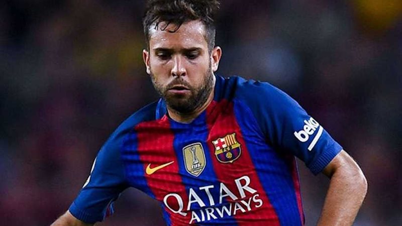 ألبا يوقع على تمديد