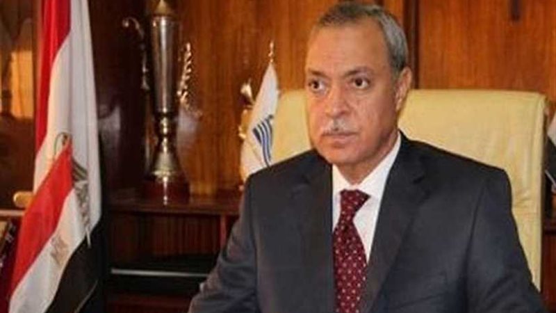 محافظ قنا يبحث تنفيذ