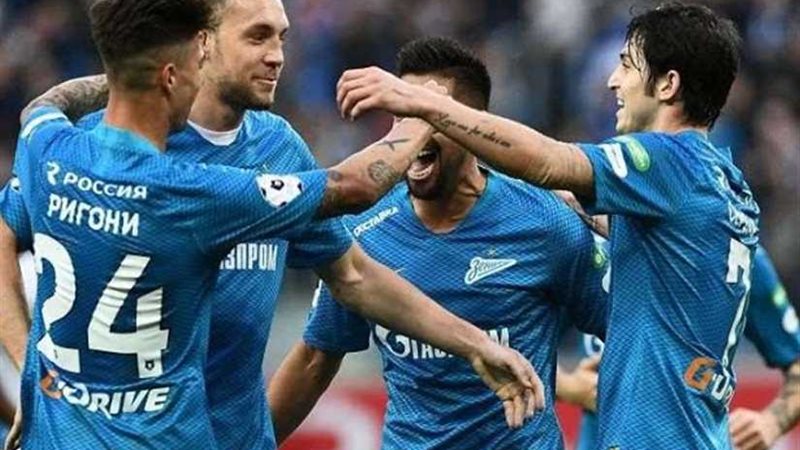 زينيت يعزز صدارته