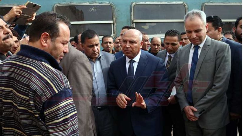 جولة وزير النقل داخل