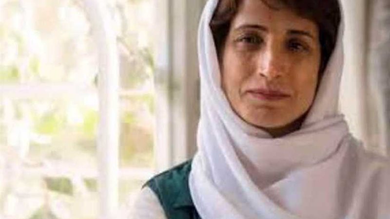 إيران تعاقب محامية