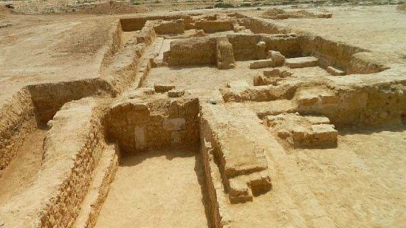 اكتشاف مقبرة رهبان