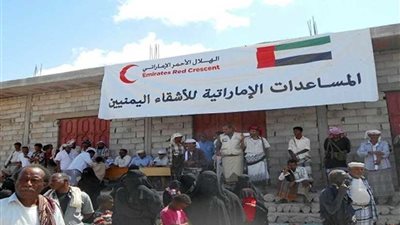 الإمارات تقدم مساعدات غذائية لسكان جزيرة ميون اليمنية