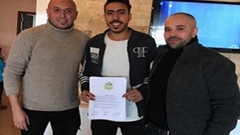 دينزلي التركي يضم