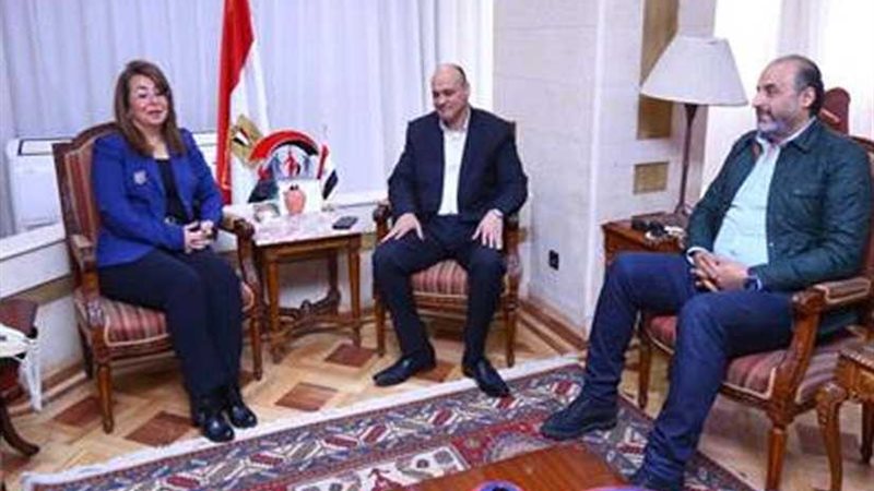 غادة والي توافق على