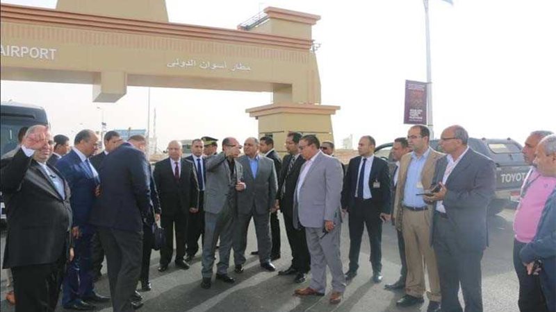 مطار أسوان يتزين