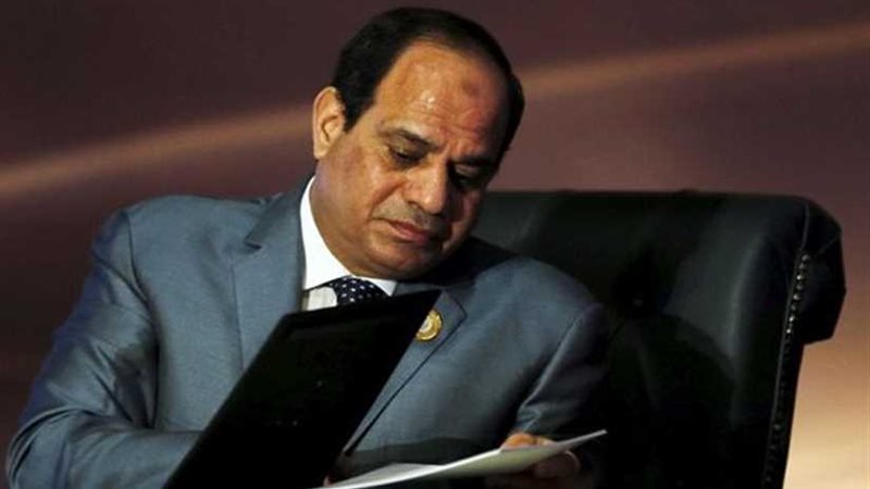 الرئيس السيسي يهنئ
