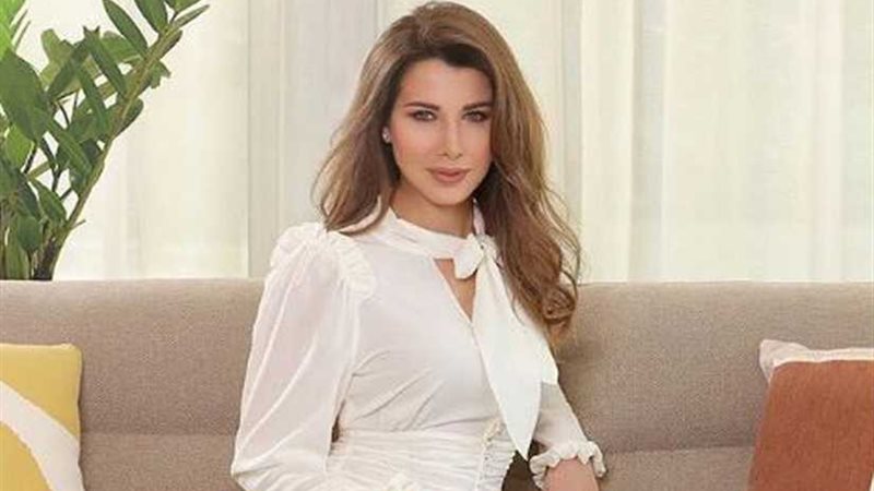 نانسي عجرم تتباهى