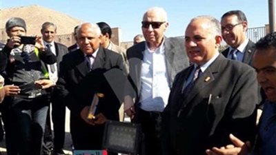 وزير الري يتفقد منشآت السد العالي ويؤكد جاهزيتها لاستقبال ضيوف منتدى الشباب