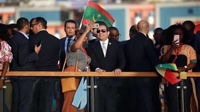 الرئيس عبدالفتاح السيسي يصل مدينة أسوان ليشهد بدء فعاليات ملتقي الشباب العربي الأفريقي