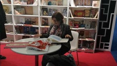 اهتمام فرنسي وعربي بالجناح المصري في معرض باريس الدولي للكتاب