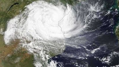 العاصفة المدارية تقتل 31 وتصيب 70 شخصًا