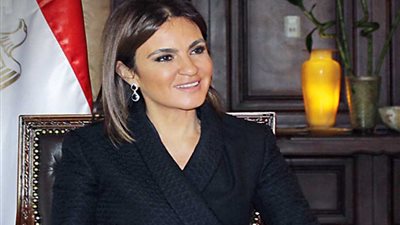 وزيرة الاستثمار: الرئيس السيسي وجه بتخصيص 54 مصنعا للشباب جنوب بورسعيد