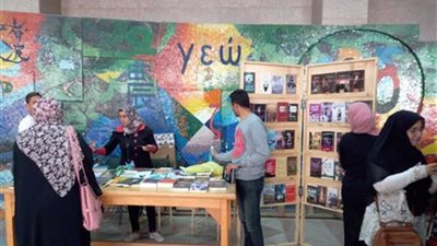 أسرة حلم مصري تقيم معرضًا للكتاب بآداب الفيوم