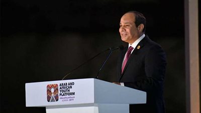 تكريم الرئيس للشباب من افريقيا والمنطقة العربية على دورهم الكبير في تشكيل المستقبل