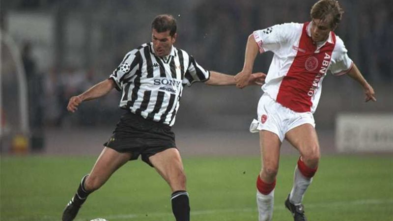 مواجهة يوفنتوس وأياكس